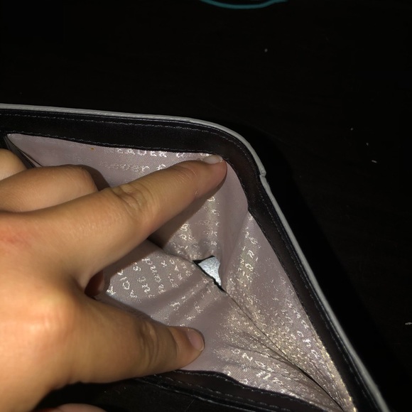 NEVER USED kate spade mini wallet - Picture 2 of 4